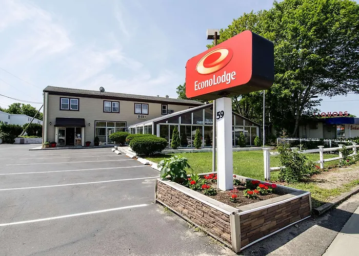 Econo Lodge By Choice - Cape Cod